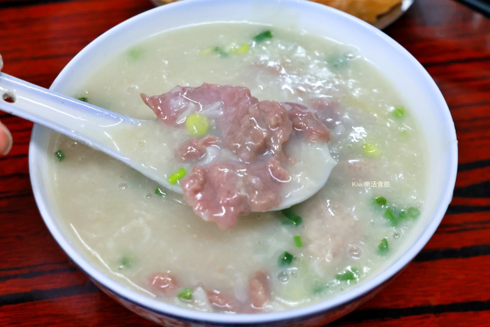 澳門成記粥品.防火巷裡吃澳門隱藏版早餐煲粥.新馬路成記粥品近藝舍酒店.大三巴景點.kiwi樂活食旅推薦澳門在地隱藏版小吃