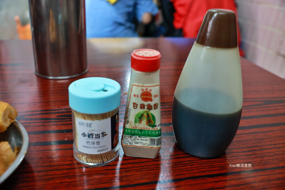澳門成記粥品.防火巷裡吃澳門隱藏版早餐煲粥.新馬路成記粥品近藝舍酒店.大三巴景點.kiwi樂活食旅推薦澳門在地隱藏版小吃