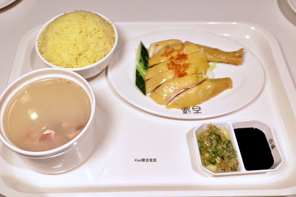 澳門百福小廚筷子基店︱澳門在地美食推薦金魚尾雲吞麵.海南雞.潮州牛肉.甘香崩沙腩都好好吃
